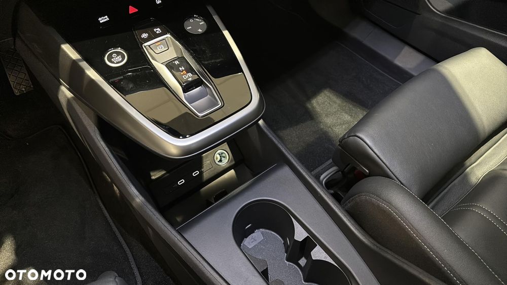 Audi Q4 e-tron - 16