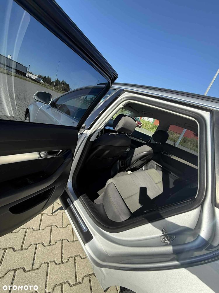 Audi A6 Avant - 4