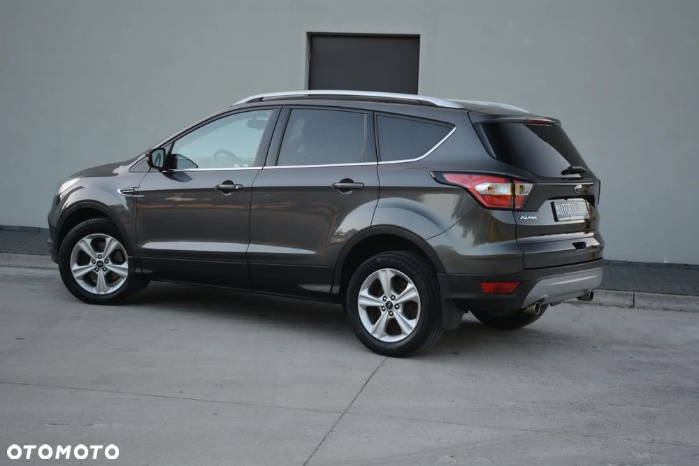 Ford Kuga - 18
