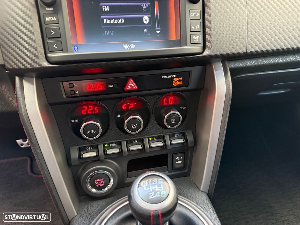 Toyota GT86 2.0D-4S Black Touch Edition - 19