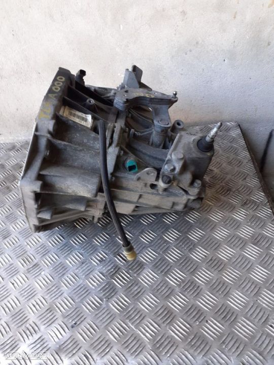 Caixa de 6 velocidades Renault Scenic 1.5 dci ref: TL4 A 000 - 5