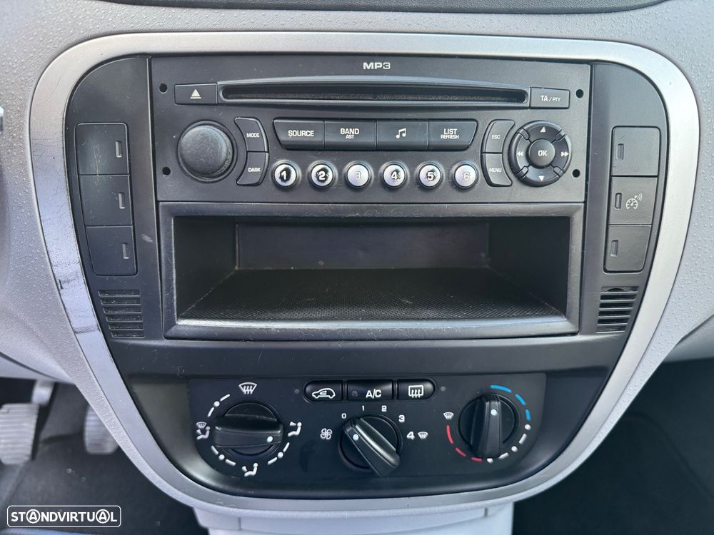 Citroën C3 1.4 HDi Exclusive - 17