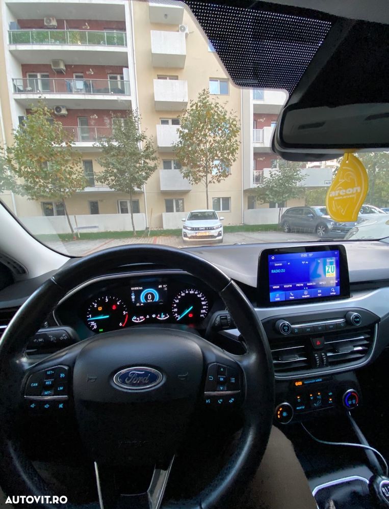 FORD Focus 2019 — imagine 4