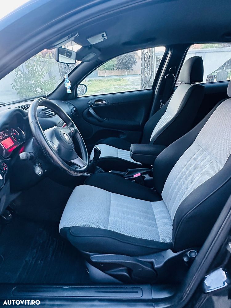 Alfa Romeo 147 1.6 TS Distinctive - 5