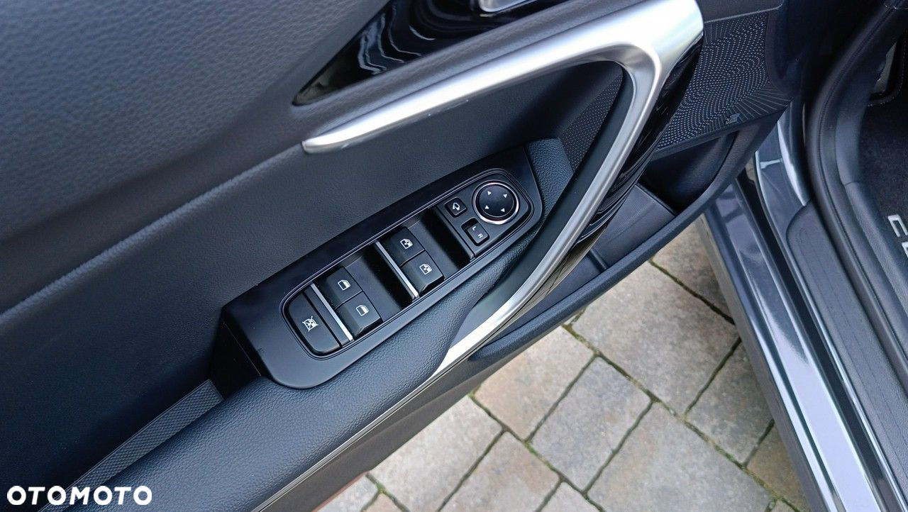 Kia Ceed - 12