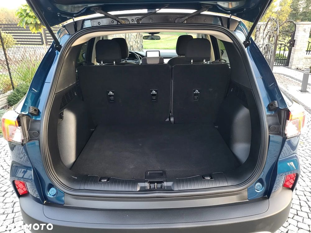 Ford Kuga - 13