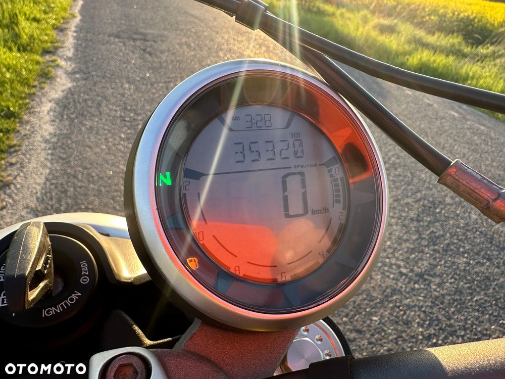 Ducati Scrambler - 9