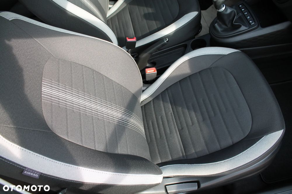 Hyundai i10 1.0 YES!+ - 18