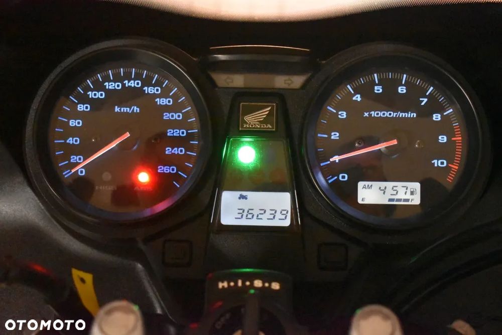 Honda CB - 40