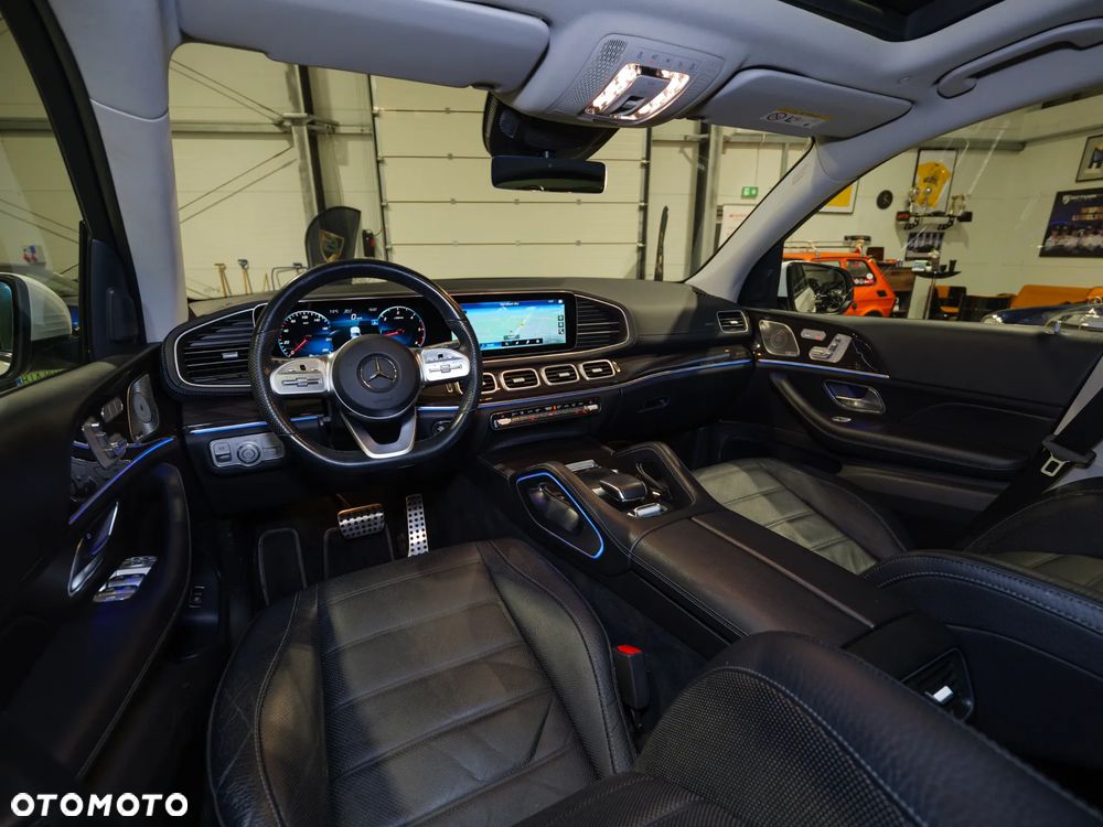 Mercedes-Benz GLS - 16