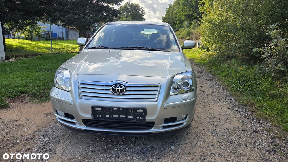 Toyota Avensis 2.0 VVT-i Automatik Sol - 19