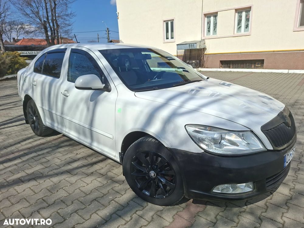 Skoda Octavia 1.6 TDI DPF Elegance Green tec - 1