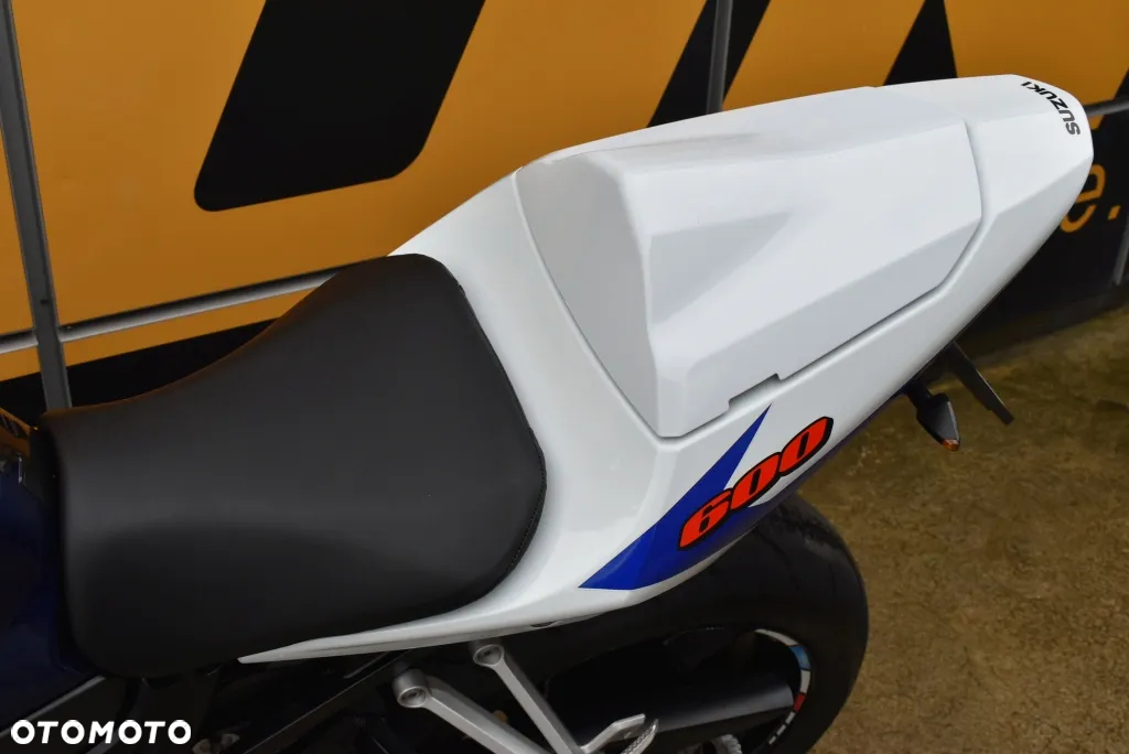 Suzuki GSX-R - 12