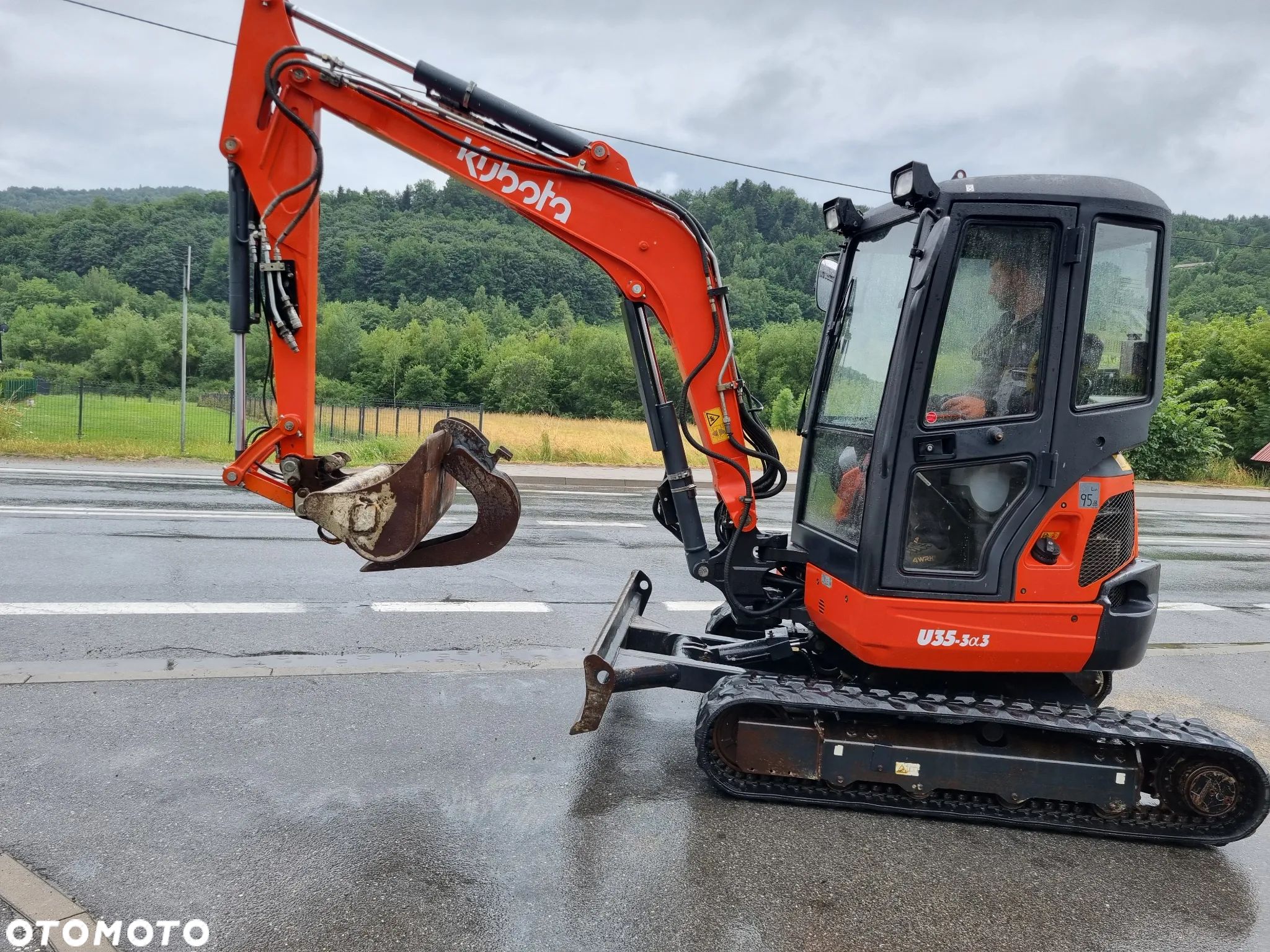 Kubota U35 koparka 3,7 tony 2016r 3sekcje zamki na tłokach  z Norwegi JakNowa 1650h - 1