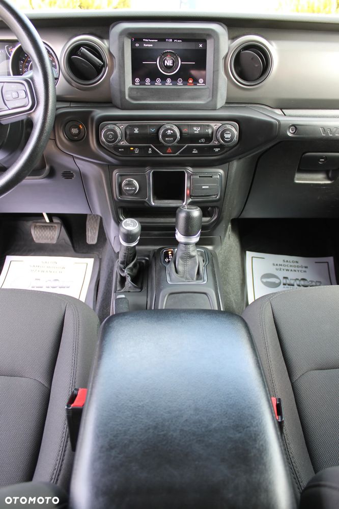 Jeep Wrangler Unlimited 3.6 Automatik X - 28