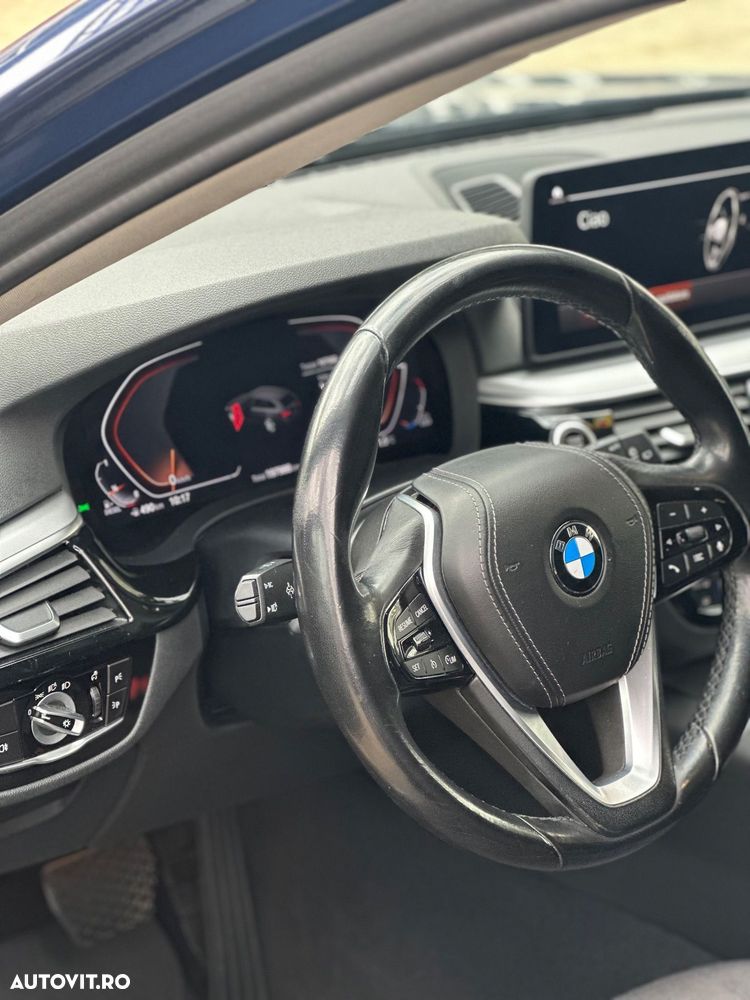 BMW Seria 5 520d AT MHEV - 9