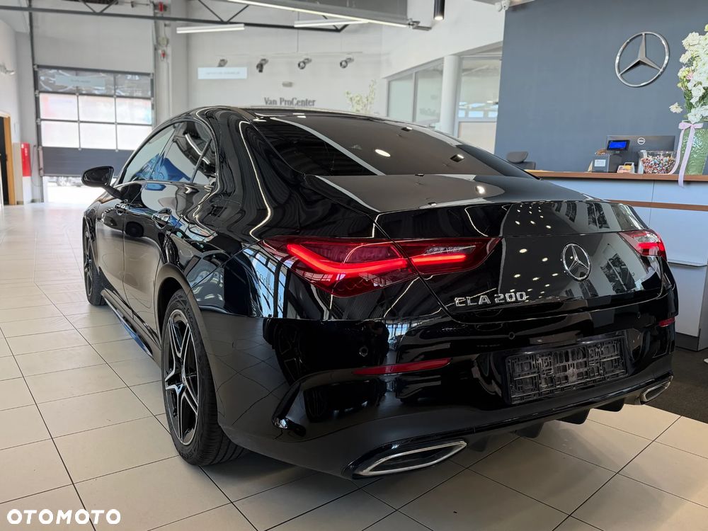 Mercedes-Benz CLA 200 AMG Line 7G-DCT - 7