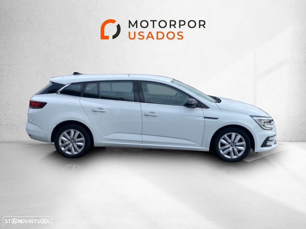 Renault Mégane Sport Tourer 1.5 Blue dCi Equilibre EDC — fotografia 4