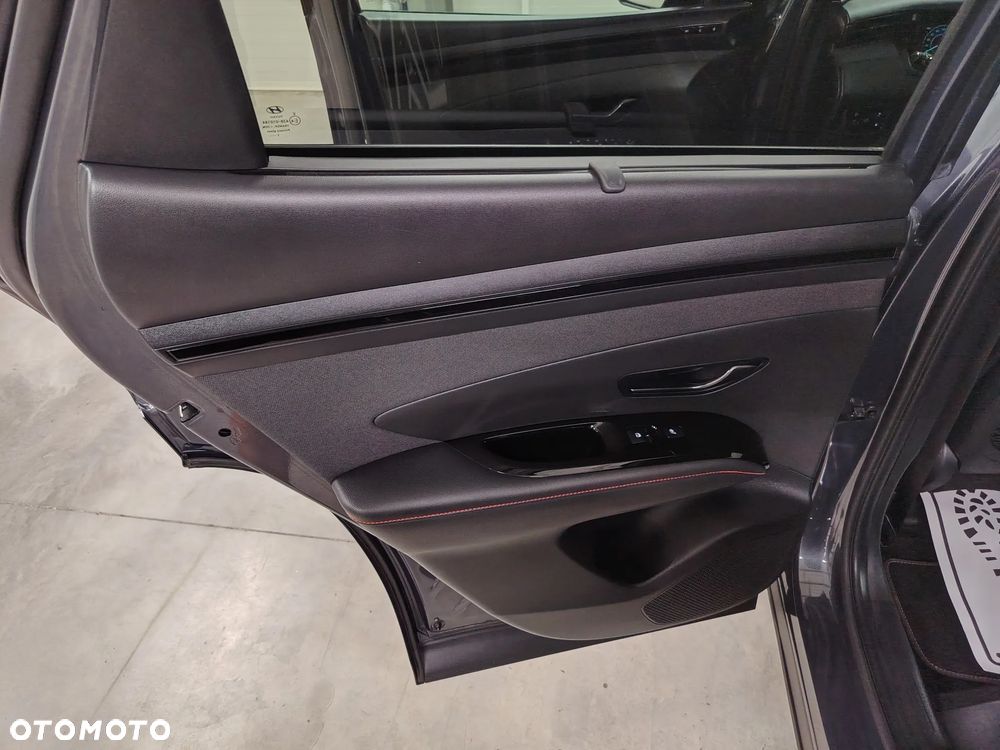 Hyundai Tucson 1.6 T-GDi 4WD N Line - 24
