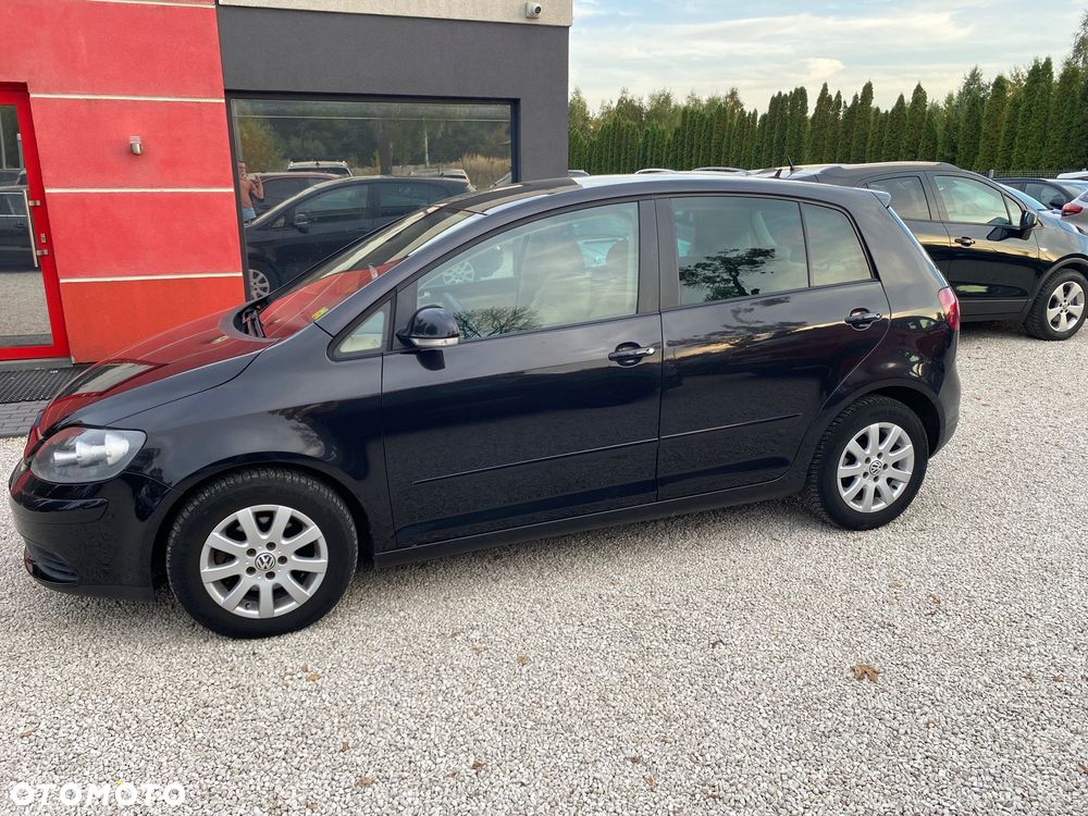 Volkswagen Golf Plus - 27