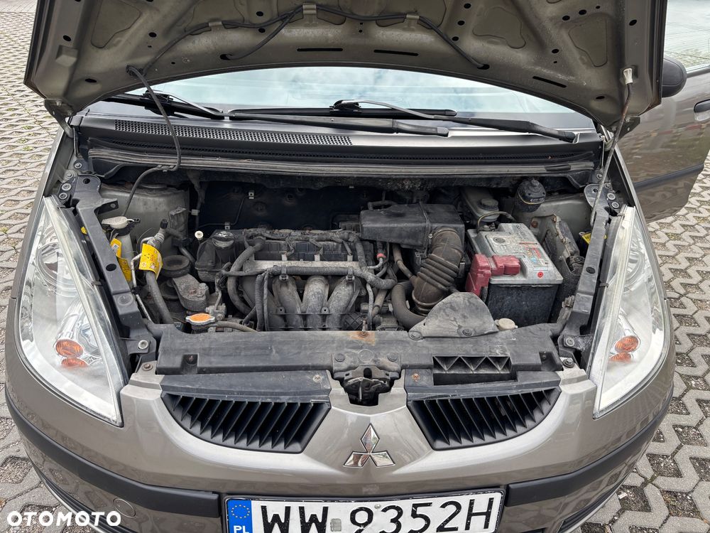 Mitsubishi Colt 1.3 Inform - 9