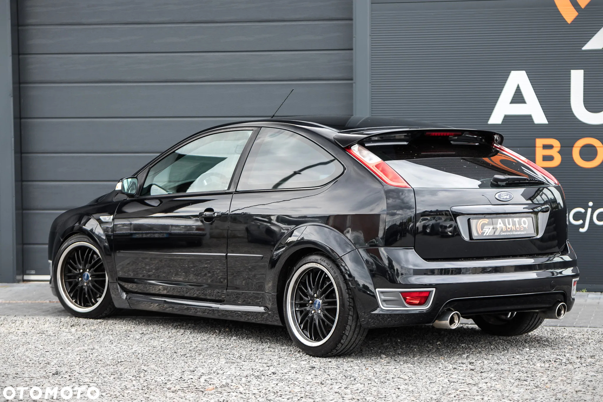 Ford Focus 2.5 ST - 11
