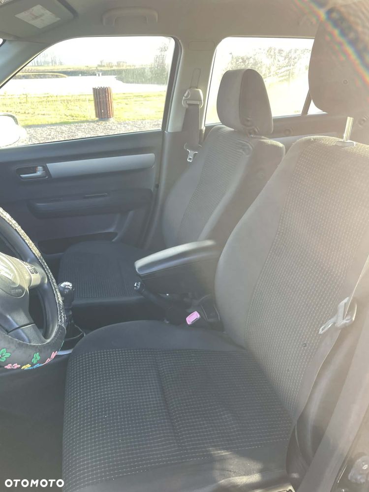 Suzuki Swift - 6