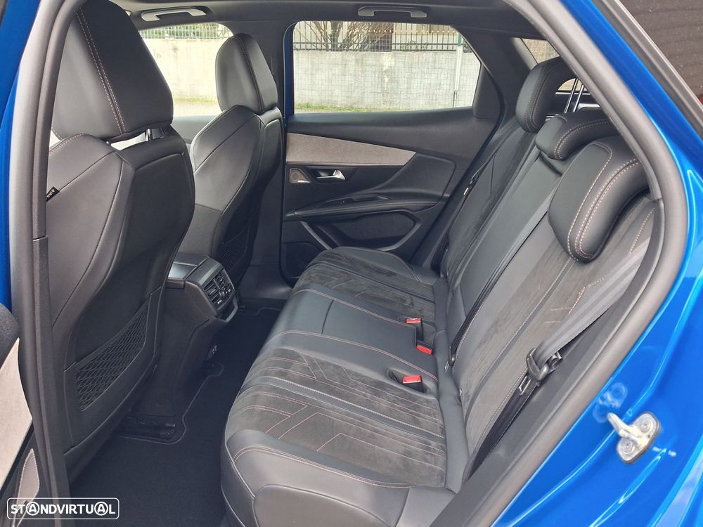 Peugeot 3008 1.6 Hybrid GT Pack e-EAT8 - 30