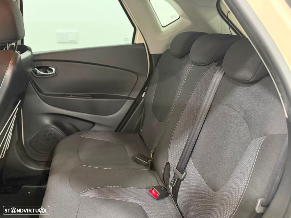 Renault Captur 0.9 TCE Exclusive - 6