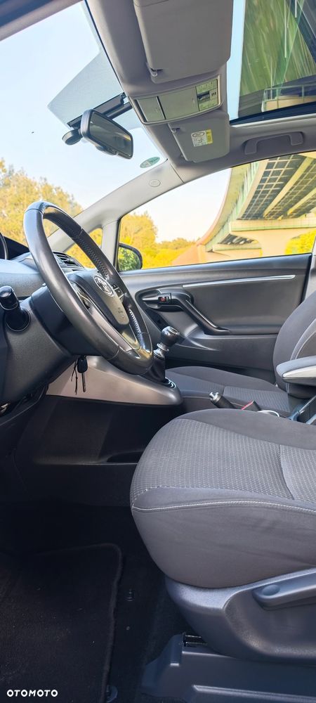Toyota Verso 1.6 5-Sitzer Comfort - 27