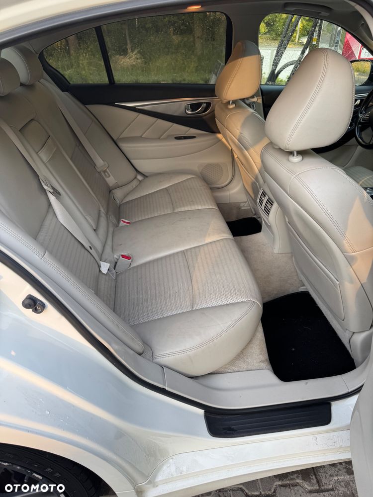 Infiniti Q50 - 7