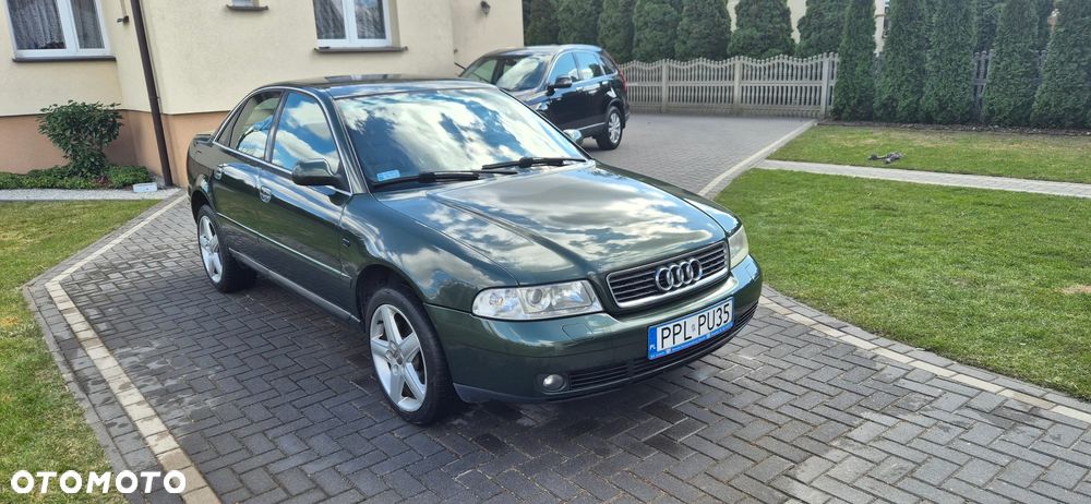 Audi A4 Limousine - 11