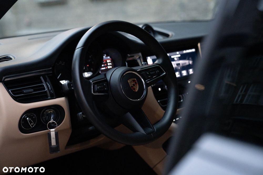 Porsche Macan Standard - 9