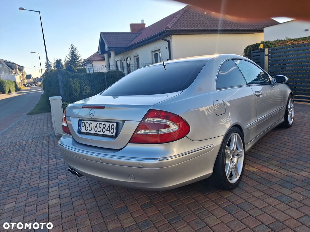 Mercedes-Benz CLK - 5
