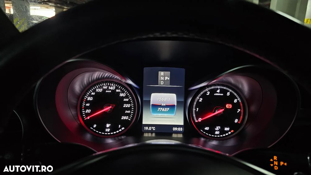 Mercedes-Benz C - 8