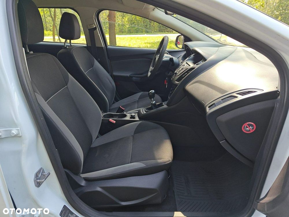 Ford Focus - 12