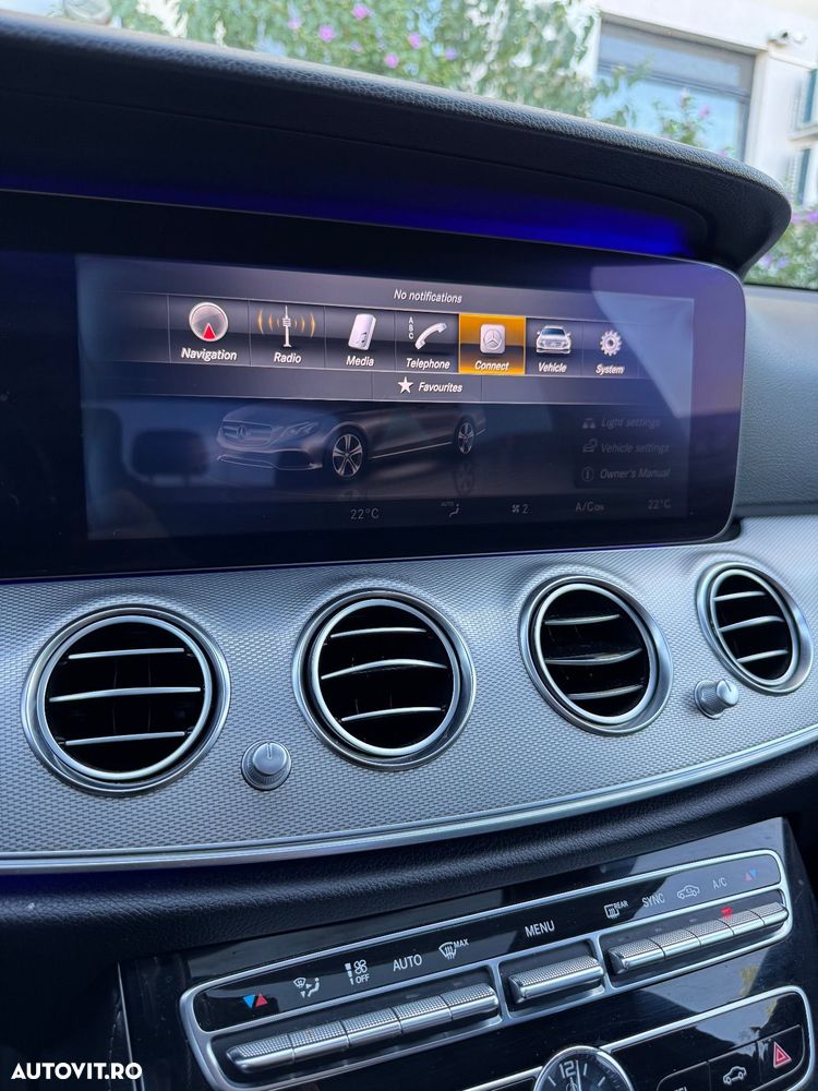 Mercedes-Benz E 220 d 9G-TRONIC - 25