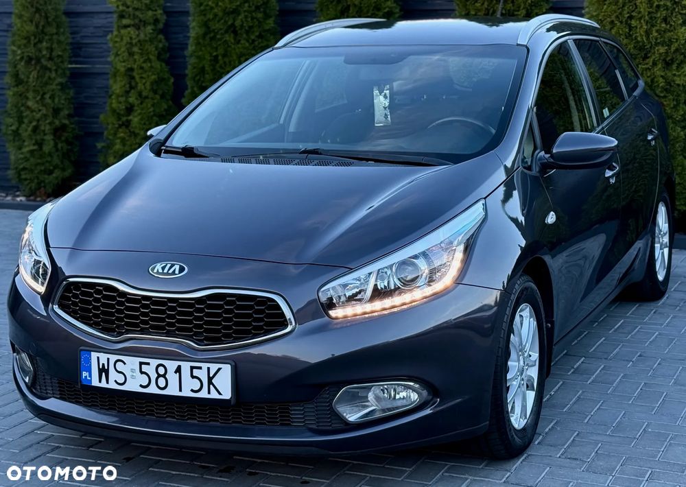 Kia Ceed - 9
