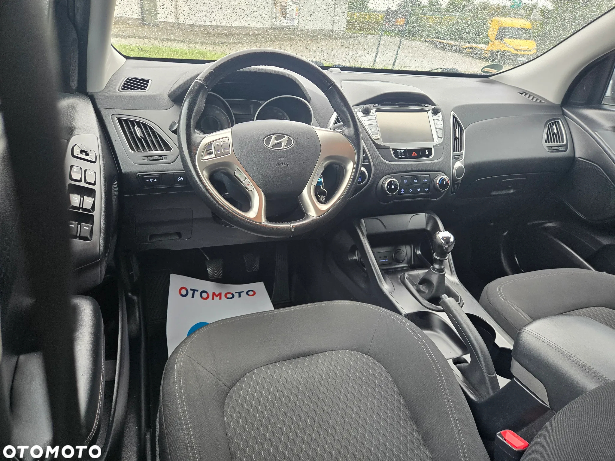 Hyundai ix35 1.6 2WD Fifa World Cup Edition - 11