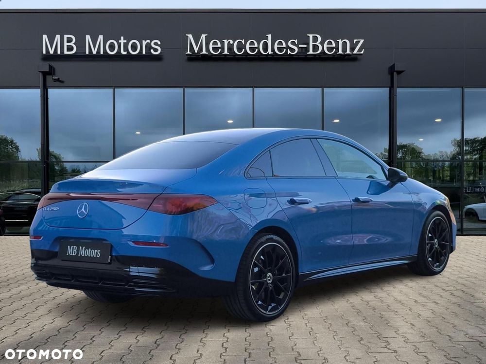 Mercedes-Benz CLA - 6