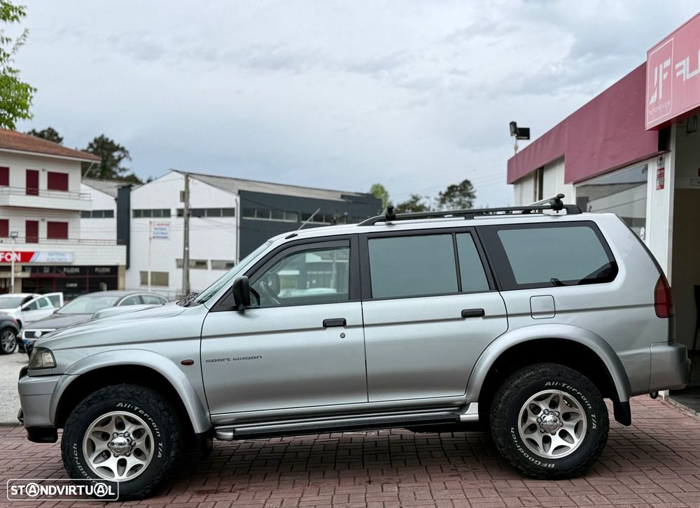 Mitsubishi Pajero Sport 2.5 TD GLS - 6