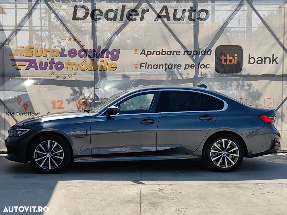 BMW Seria 3 330e iPerformance Advantage - 12