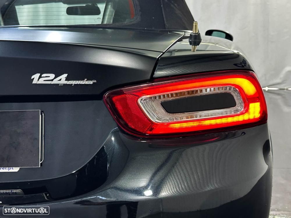 Abarth 124 Spider 1.4 MultiAir Turbo Auto GT - 16