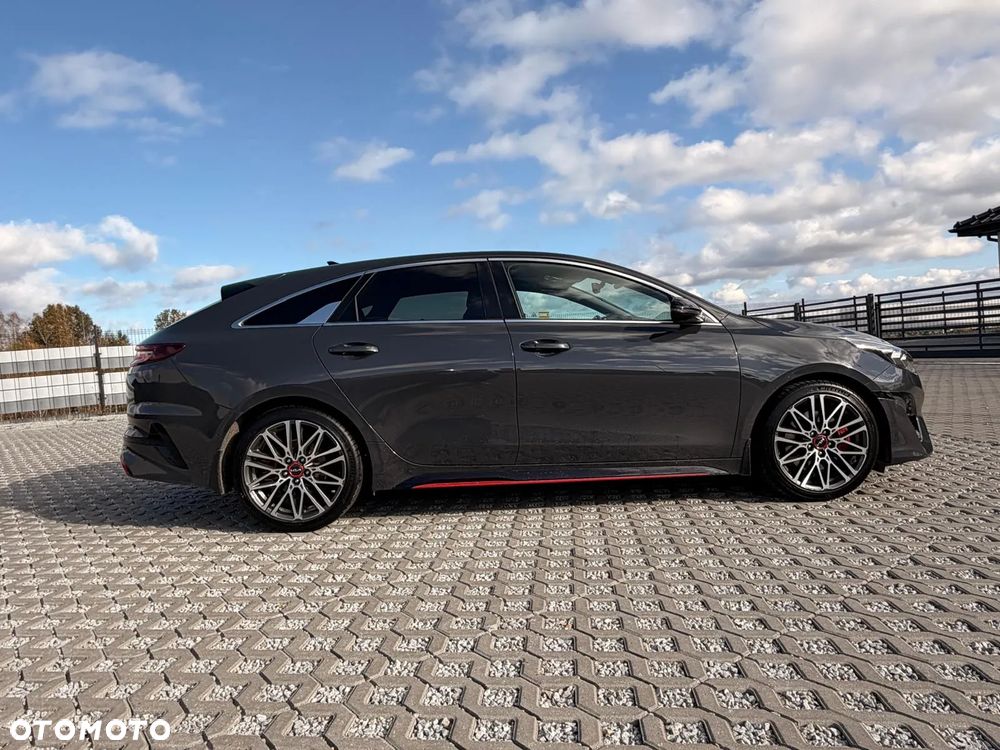 Kia ProCeed - 8