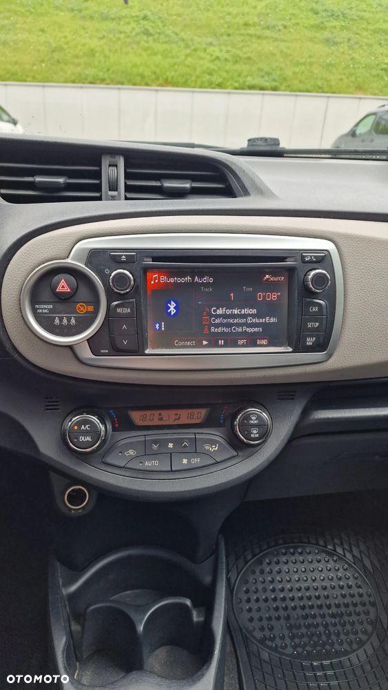 Toyota Yaris 1.33 Sol - 19