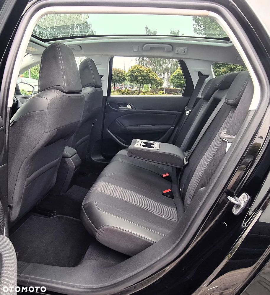 Peugeot 308 BlueHDi 130 Stop & Start Allure Business-Paket - 23