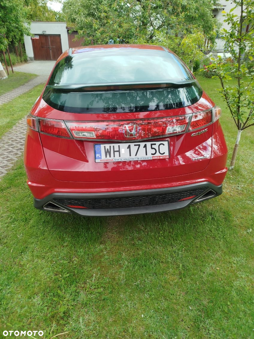 Honda Civic 1.8 LX Coupe - 4