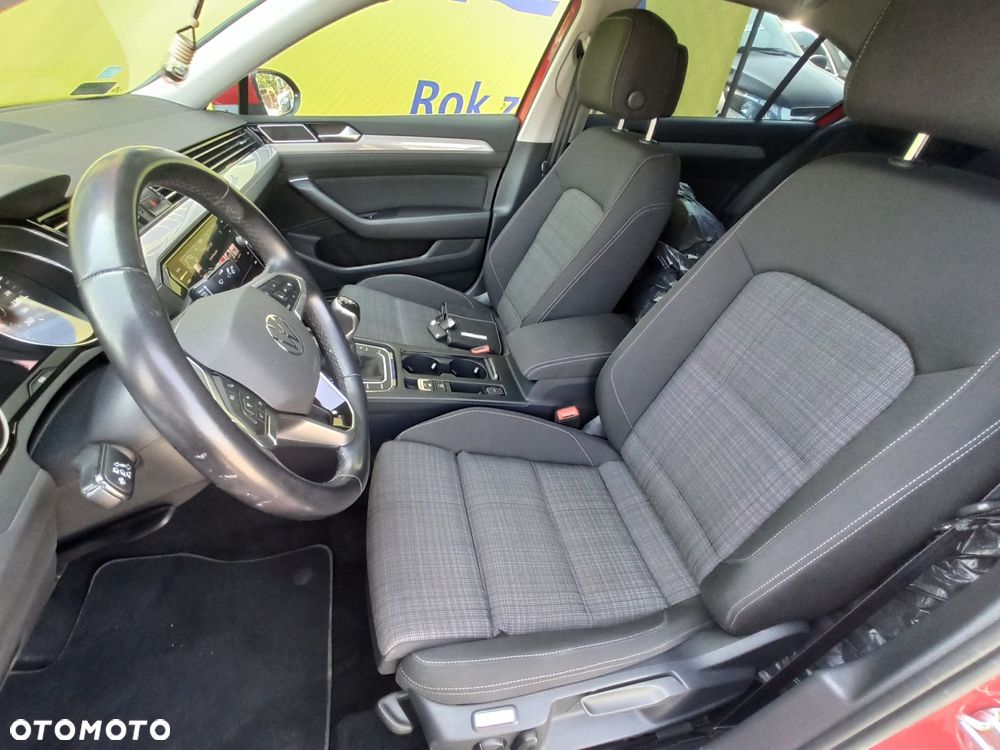 Volkswagen Passat - 7