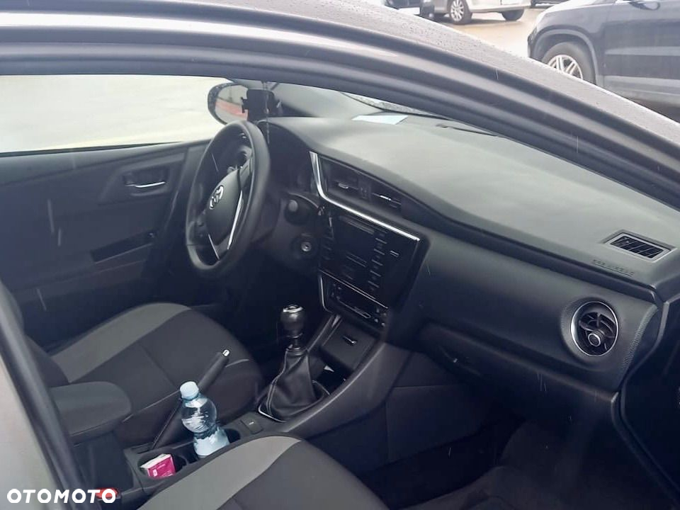 Toyota Auris 1.33 VVT-i Active - 9