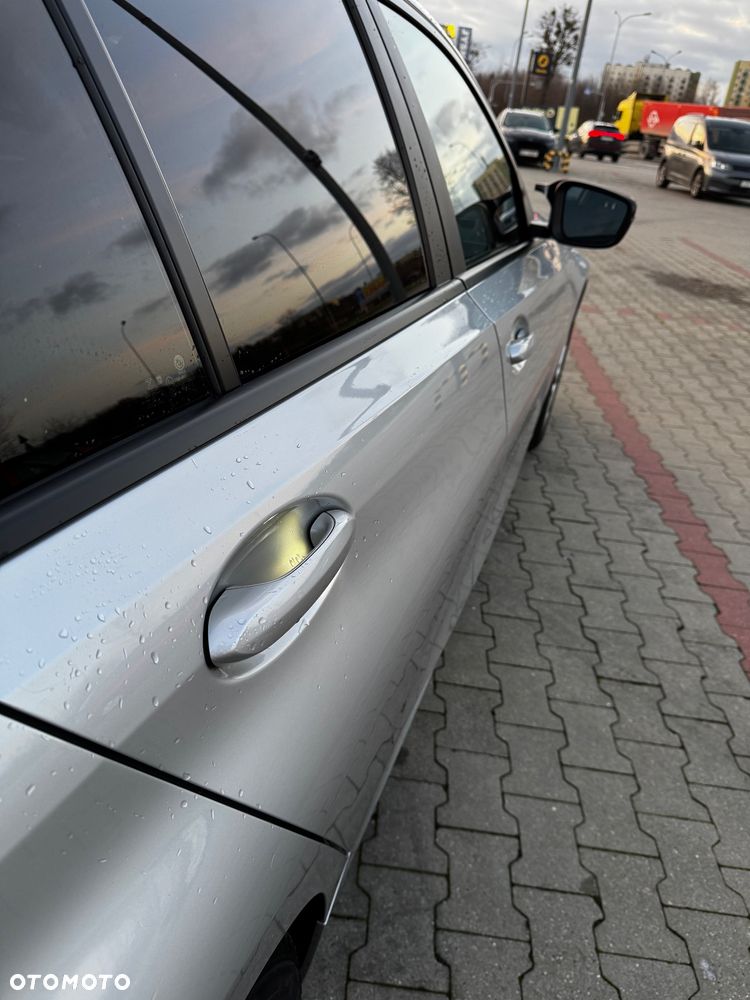 BMW Seria 3 318d Advantage - 26